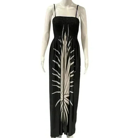 Cristina Love Dresses & Skirts - Christina Love Charcoal Flower Dress‎ Size Large